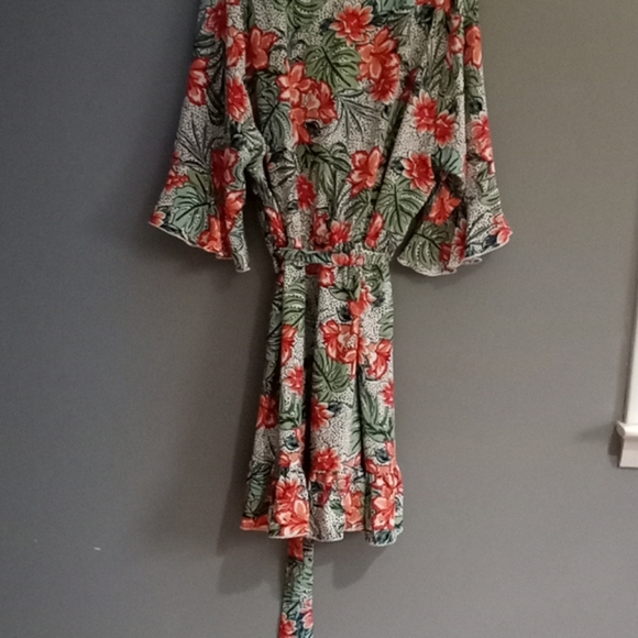 Boohoo flower,tropical print, new with tags - Picture 3 of 5